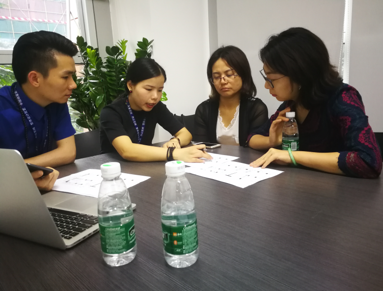 定制辦公家具-方案現(xiàn)場(chǎng)溝通 定制辦公家具-方案現(xiàn)場(chǎng)溝通